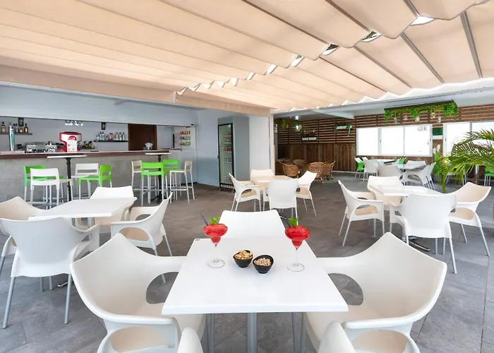 Hotel Sol Barbacan 4*