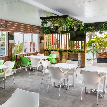 Sol Barbacan 4* بلايا ديل إنغلز