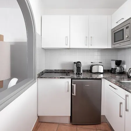 Appart hôtel Sol Barbacan 4*